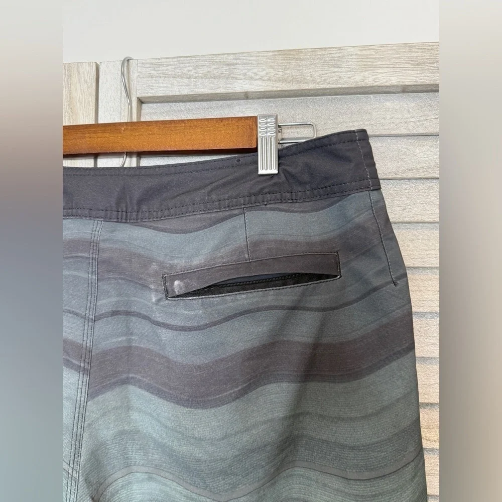 Prana Men’s Board Shorts Size 32